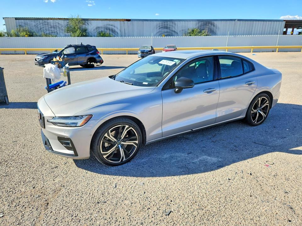 7JRL12TL8RG303013