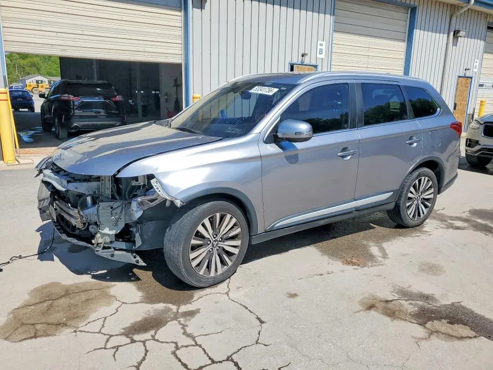JA4AD3A33KZ051228
