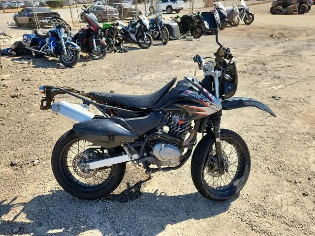 JH2MD37539K000866