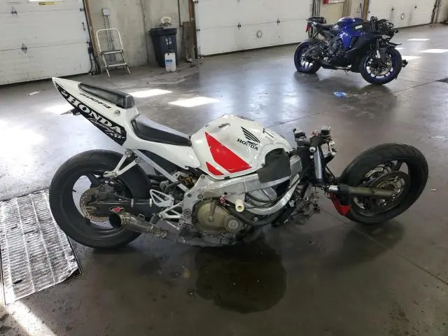 JH2PC35021M201710