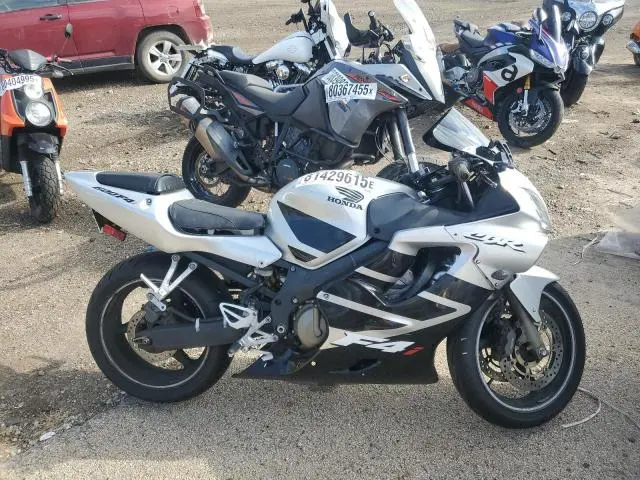 JH2PC35041M201174