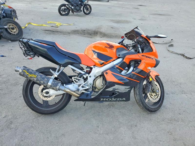 JH2PC3506YM104651