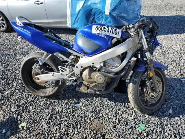 JH2PC35076M702597
