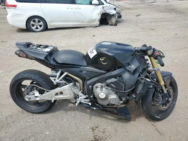 JH2PC37065M200272