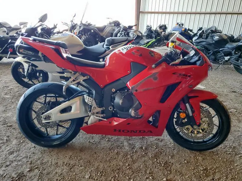 JH2PC4001EK700058