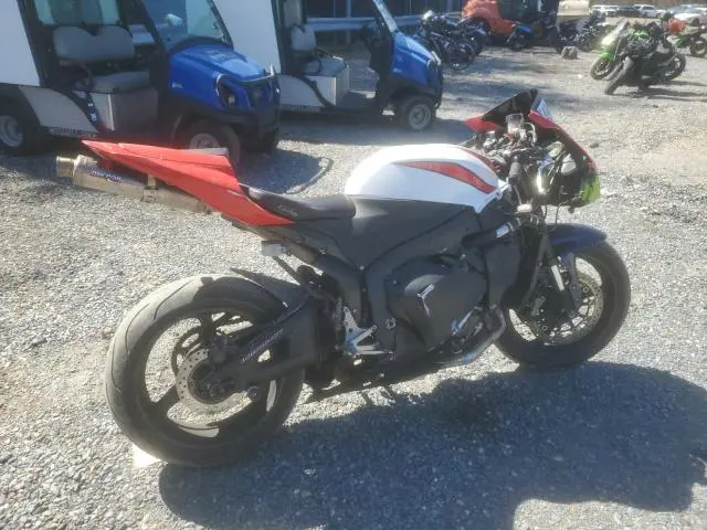 JH2PC40079K201092