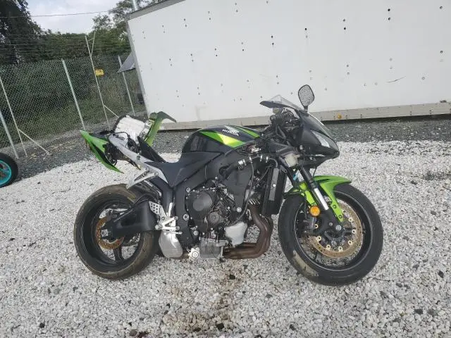 JH2PC40099K200929