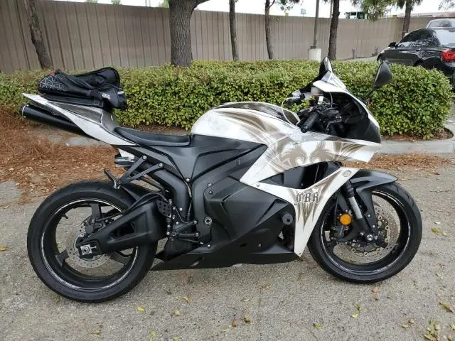 JH2PC40669K200360
