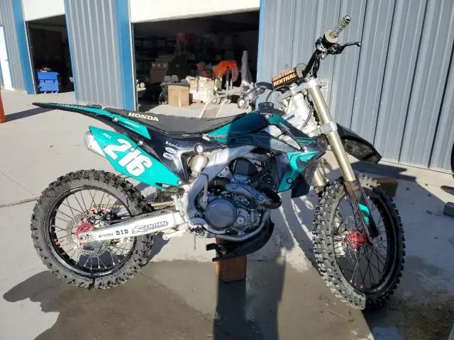 JH2PE0537GK501539