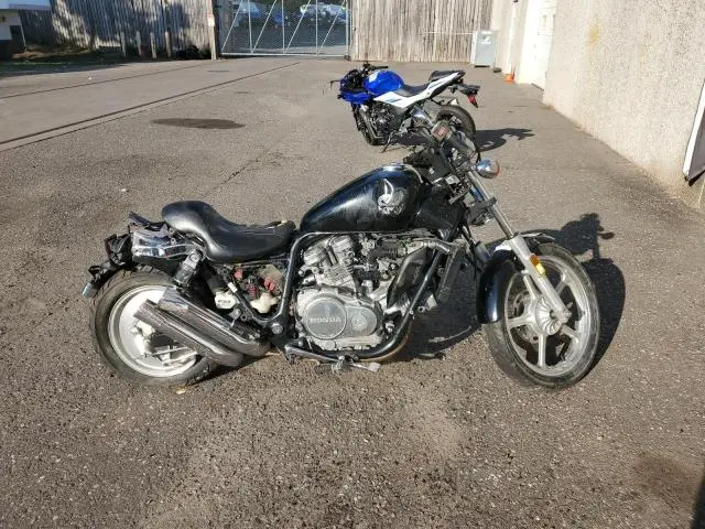 JH2RC2104HM300743