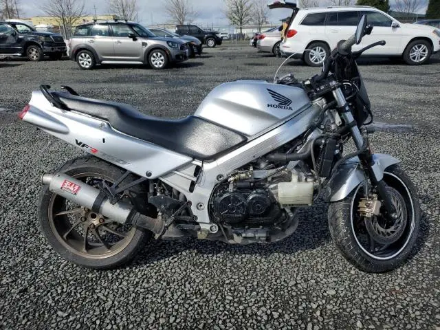 JH2RC3617NM200140