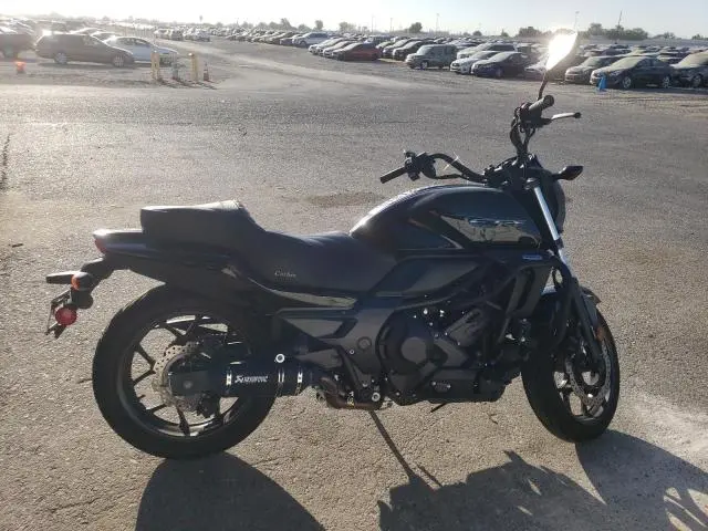 JH2RC6852JK300055