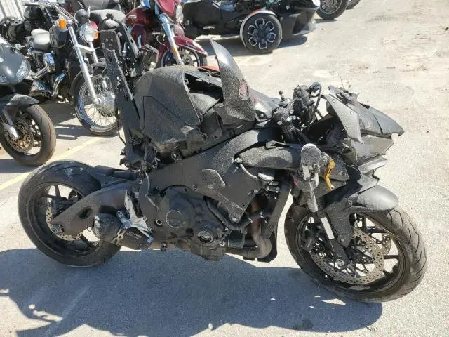 JH2SC7719JK100604