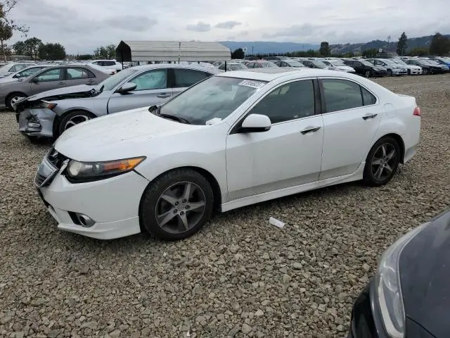 JH4CU2E85CC015588