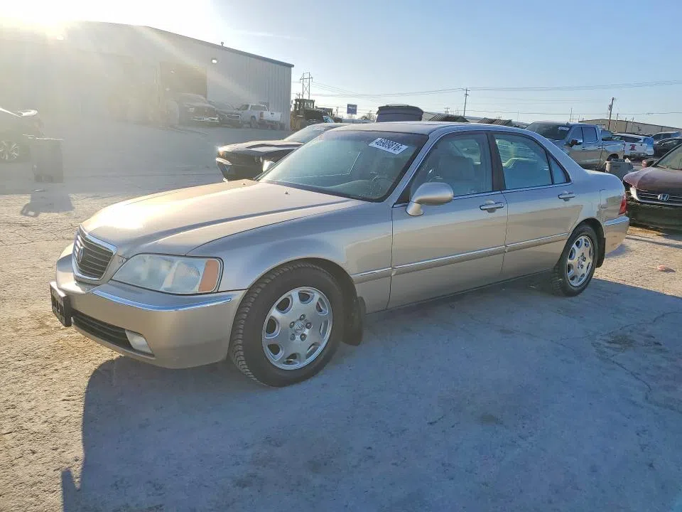 JH4KA9663XC008560
