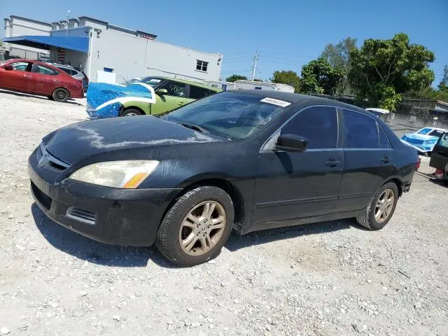 JHMCM56377C007762