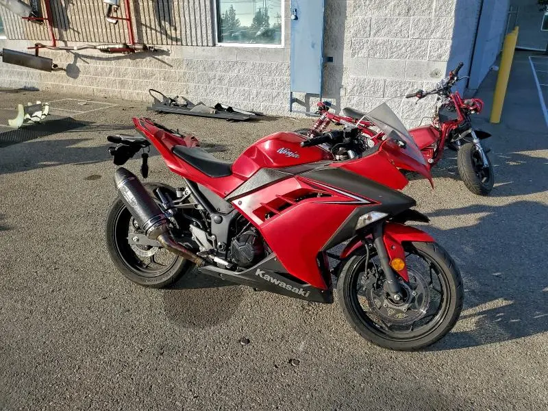 JKAEX8B15GDA32965