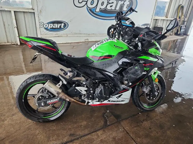 JKAEXKG14NDAH8110