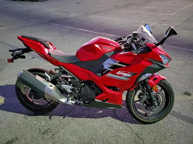 JKAEXKG17MDAA3576