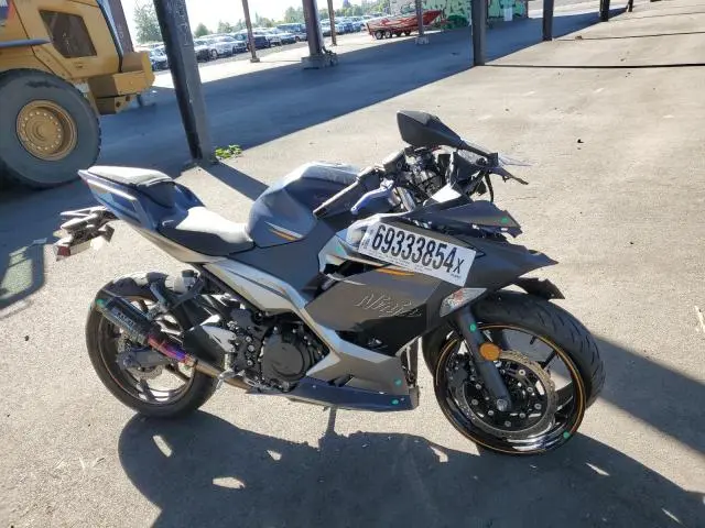 JKAEXKG19PDAS2865