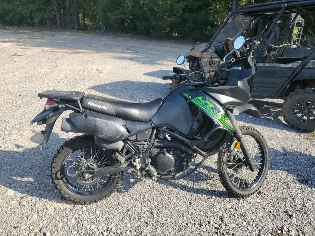 JKAKLEE18HDA90093