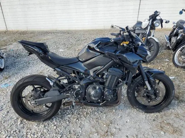 JKAZR2F15NA037114