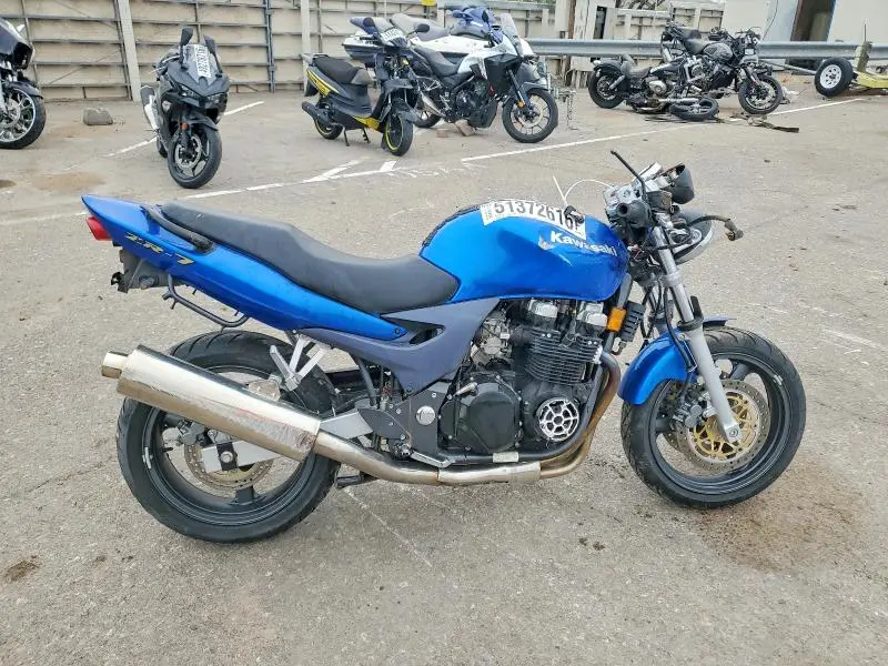 JKAZRDF18YA011235