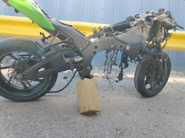 JKBZXVT12RA000115