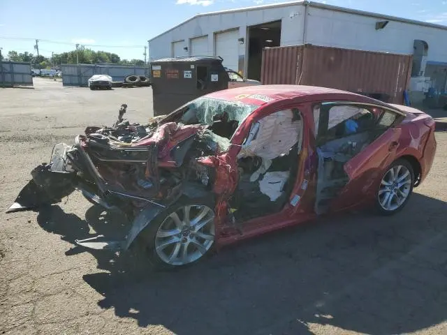 JM1GJ1V56F1199872
