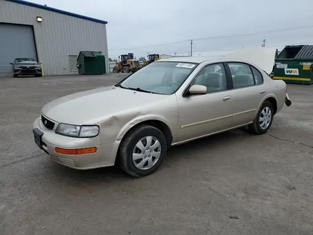 JN1CA21D4TM402370