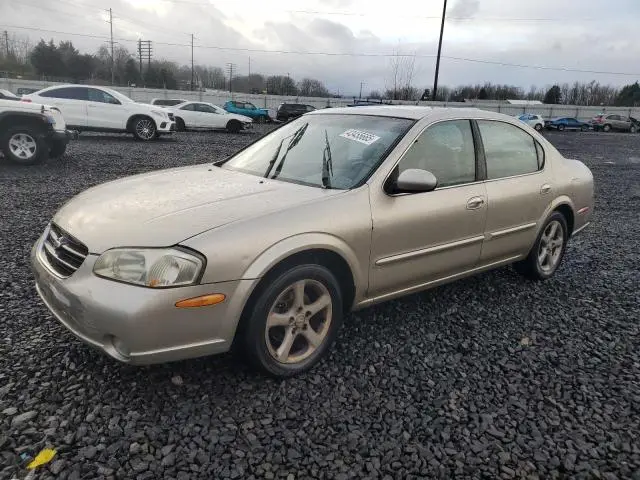JN1CA31AXYT202537