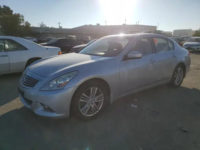JN1CV6AP0DM712846