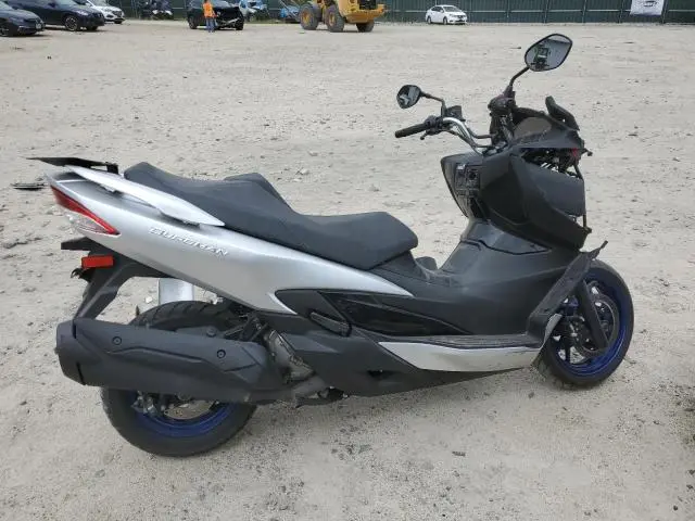 JS1DU11JXN7100148