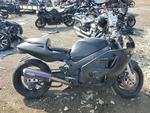 JS1GN78A9Y2102297