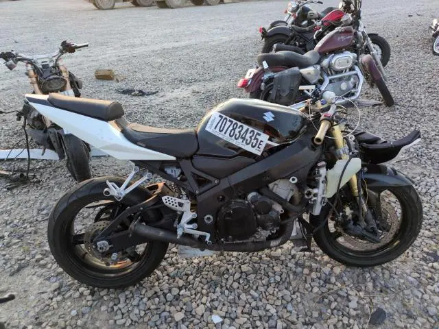 JS1GN7CA252106677