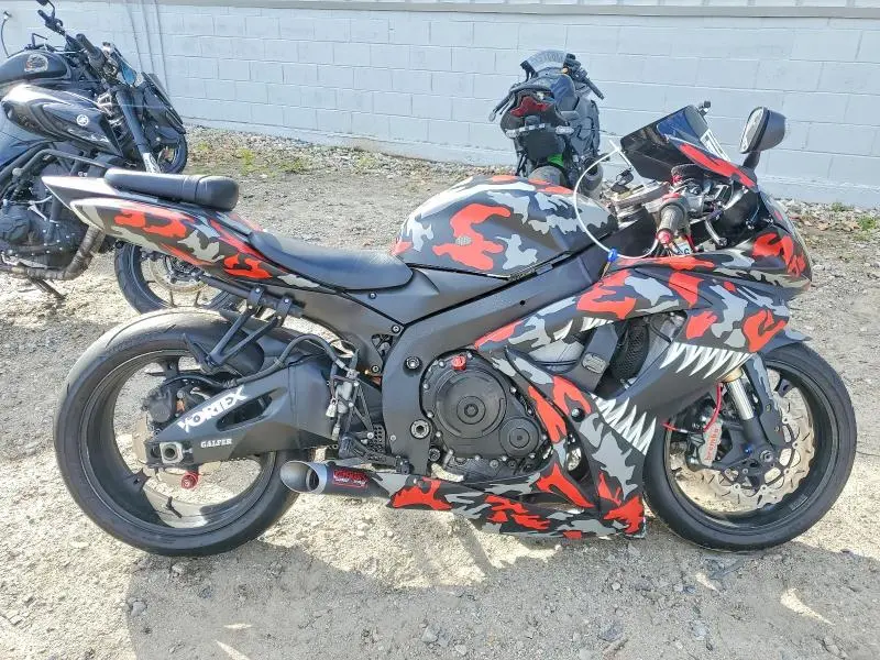 JS1GN7DA772119961