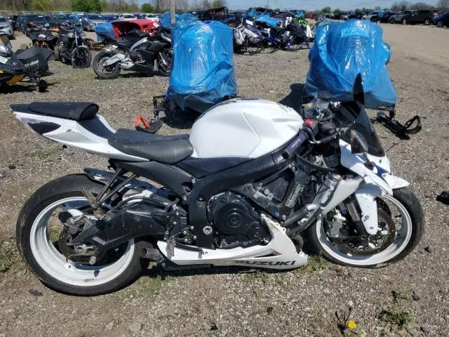 JS1GN7FA5K7100186