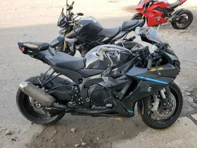JS1GN7FAXR7100632