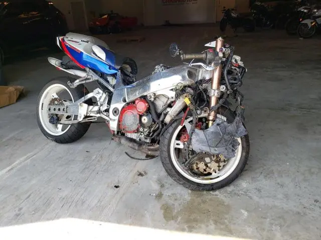 JS1GT74A722108490