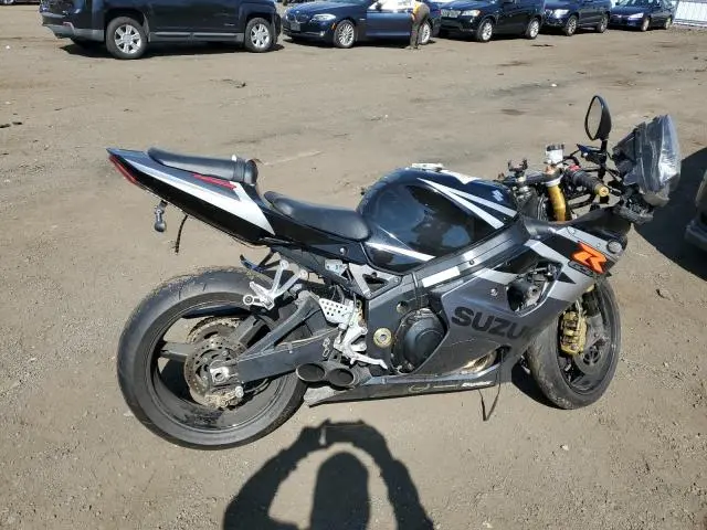 JS1GT75A242100086