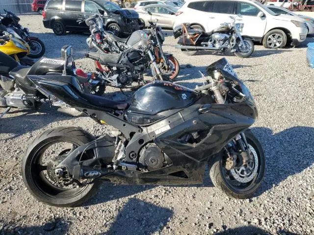 JS1GT76A062101660