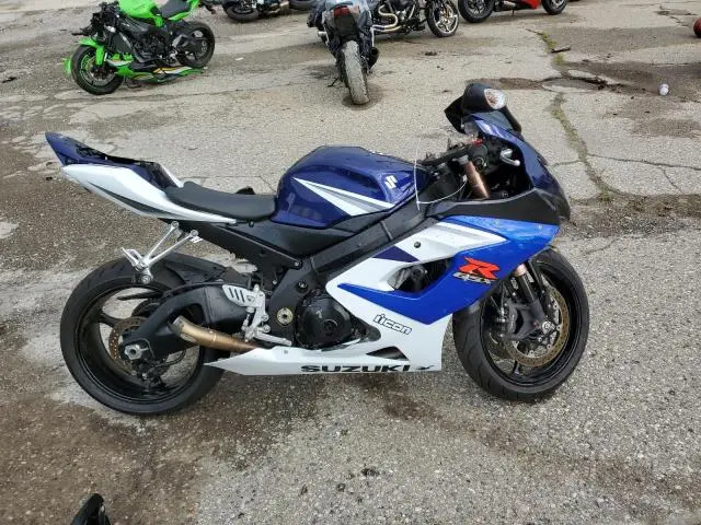 JS1GT76A752104750