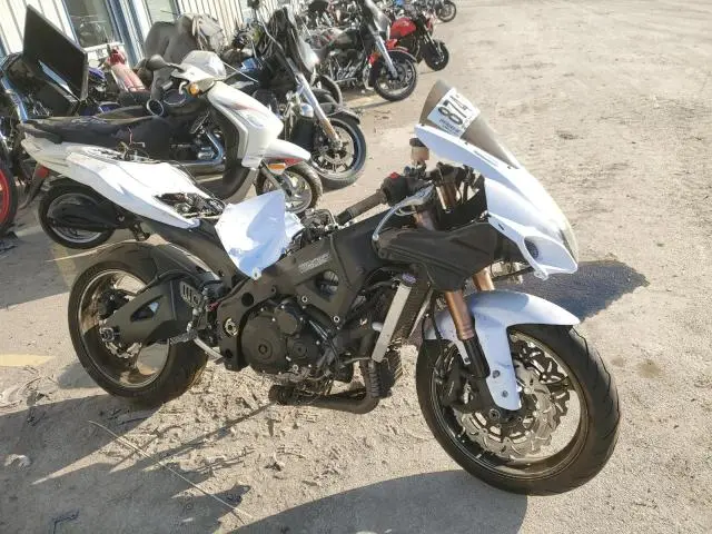 JS1GT77A082107217