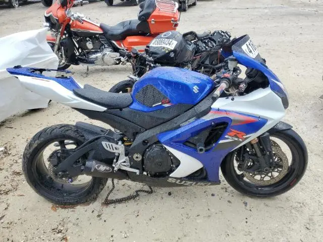 JS1GT77A172101988