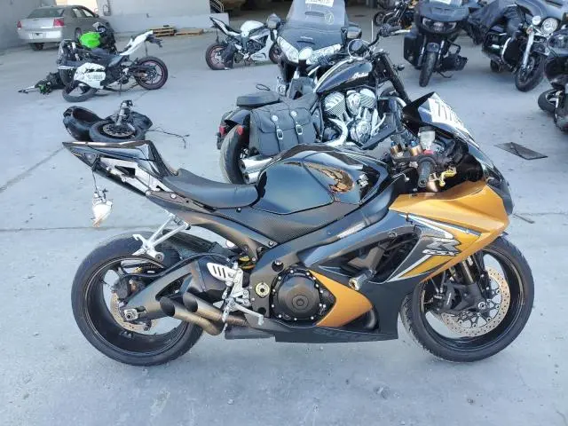 JS1GT77A182105167