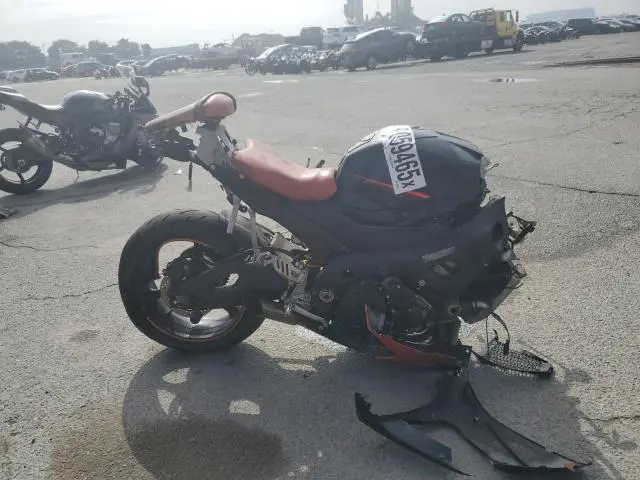 JS1GT77A672106734