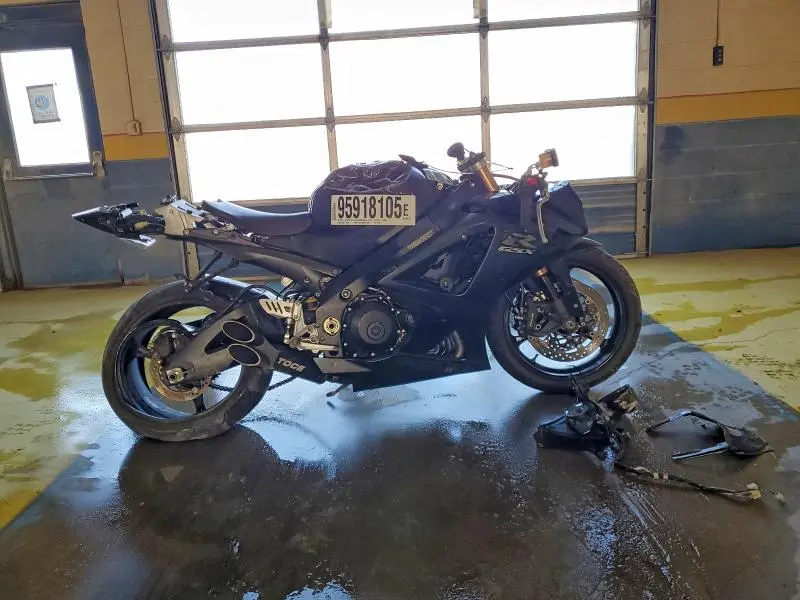 JS1GT77A682107190