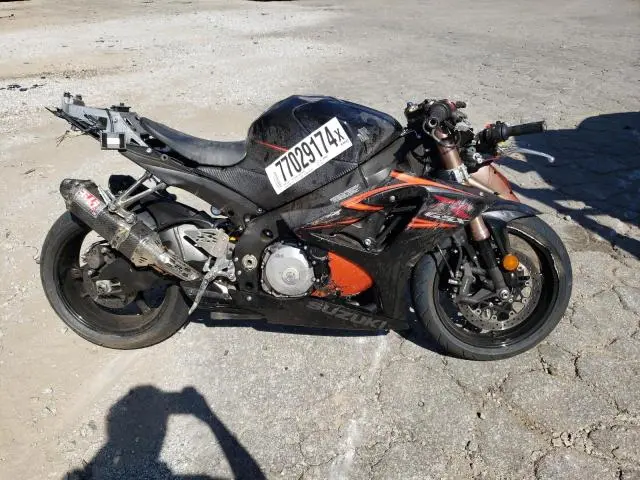 JS1GT77A872108114