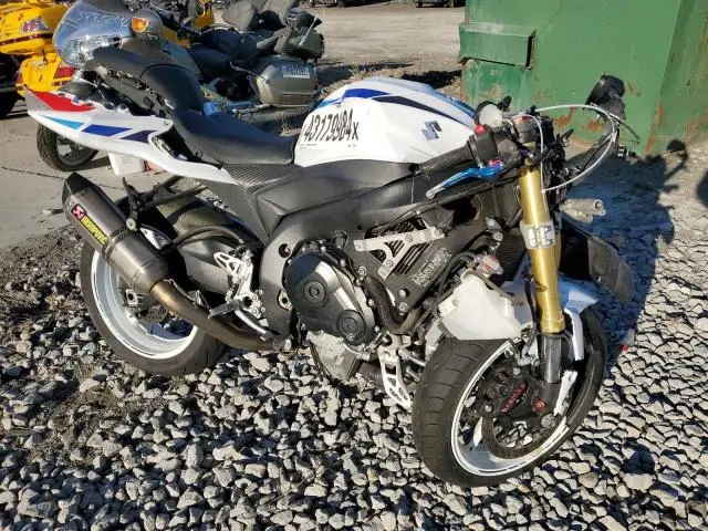 JS1GT78A3D2102229