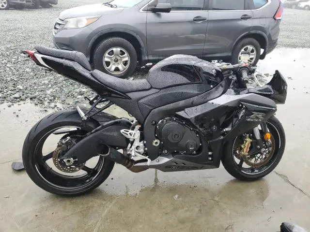 JS1GT78A7E2100078